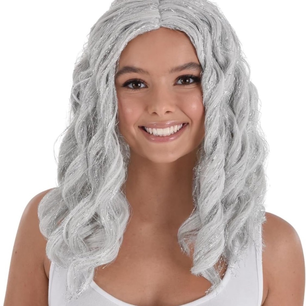 Body wave wig  Silver Wig for Women NEW in package Halloween